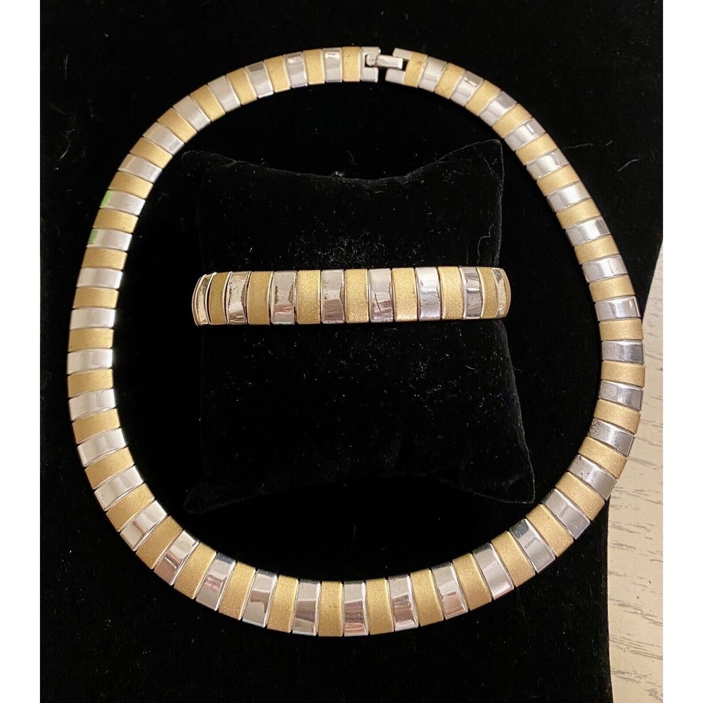 ❌sold❌Vintage Avon Silver & Gold Stripe Omega Necklace & Bracelet Set